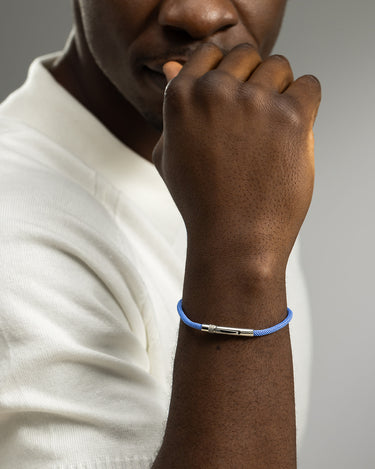 Noirèa Zilverkleurig Lichtblauw Armband 3mm, handgemaakte sieraden voor luxe heren, elegant en stijlvol.