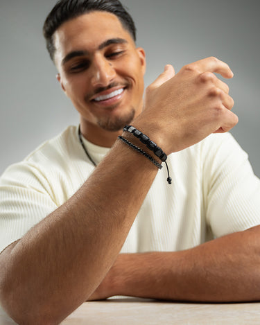 Crystal Embrace Schwarzes Tennisarmband