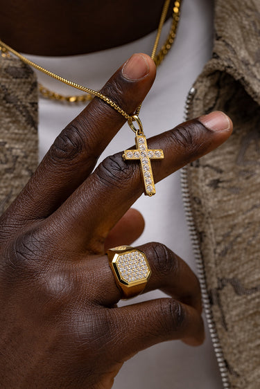 Kreuz des Mutes goldfarbene Kette