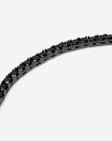 Crystal Embrace Schwarzes Tennisarmband