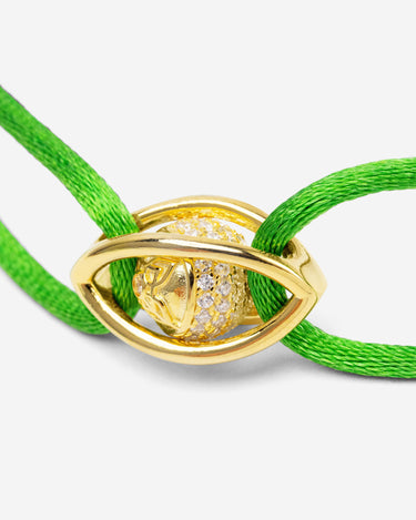 Emerald Guardian Groen Armband, Goudkleurig 10mm met verfijnde zirconia steen en verstelbaar ontwerp.