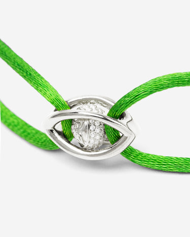 Emerald Guardian Groen Armband Zilver met zirconia steen en groene draad, handgemaakte sieraden.