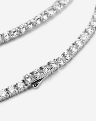 Crystal Embrace zilver Tennis Ketting met sprankelende energie en helderheid voor uw aura.