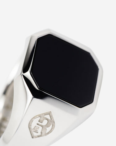 Hexa Mitternachtsonyx Ring silberfarben