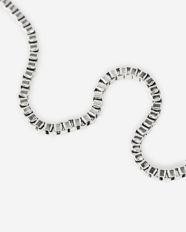 Box Titan silver-colored chain 3mm